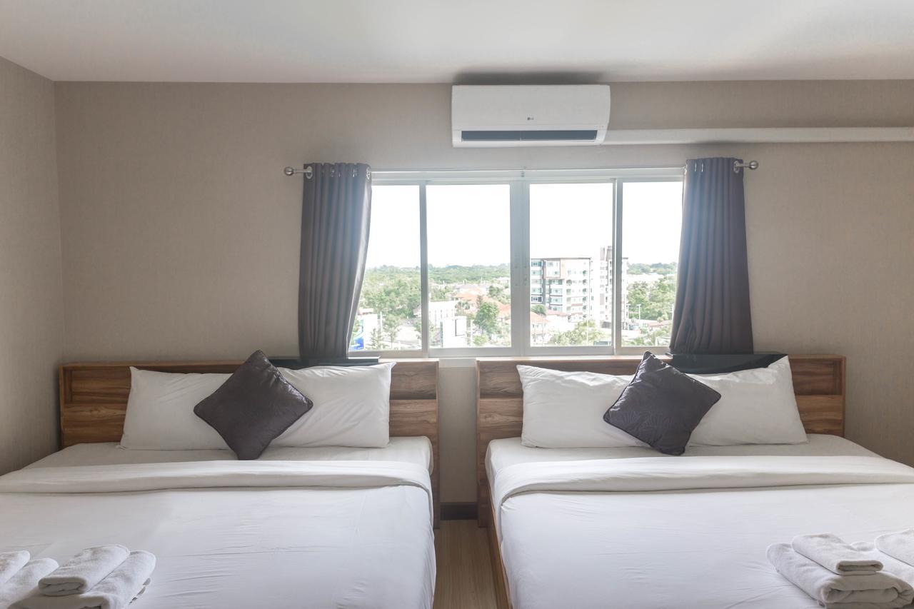 Life Grand Chiang Mai Hotel Exterior photo